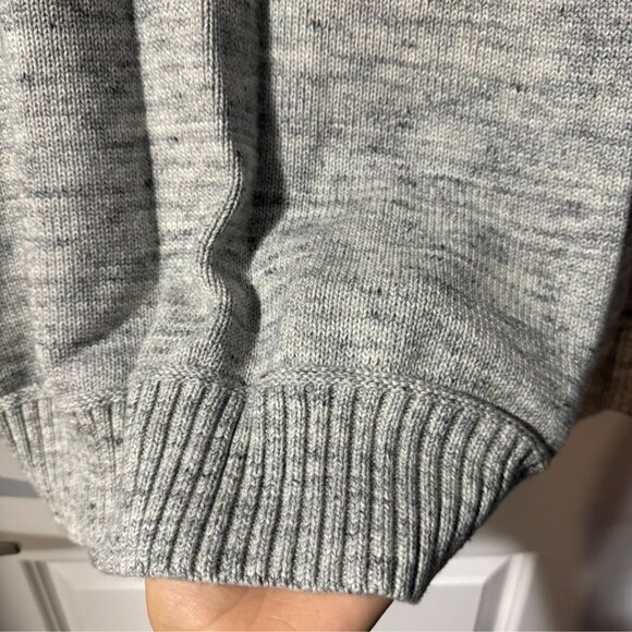 RW&CO. Grey Textured Shawl-Collar Sweater – Size M - Picture 4 of 5